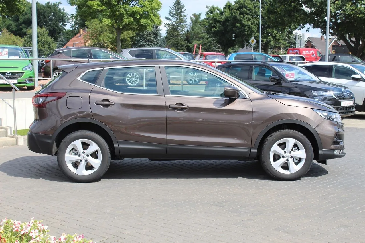 Nissan Qashqai 1.3 DIG-T...  Image 6