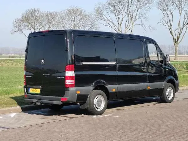 Mercedes-Benz Sprinter 216 CDI Image 3